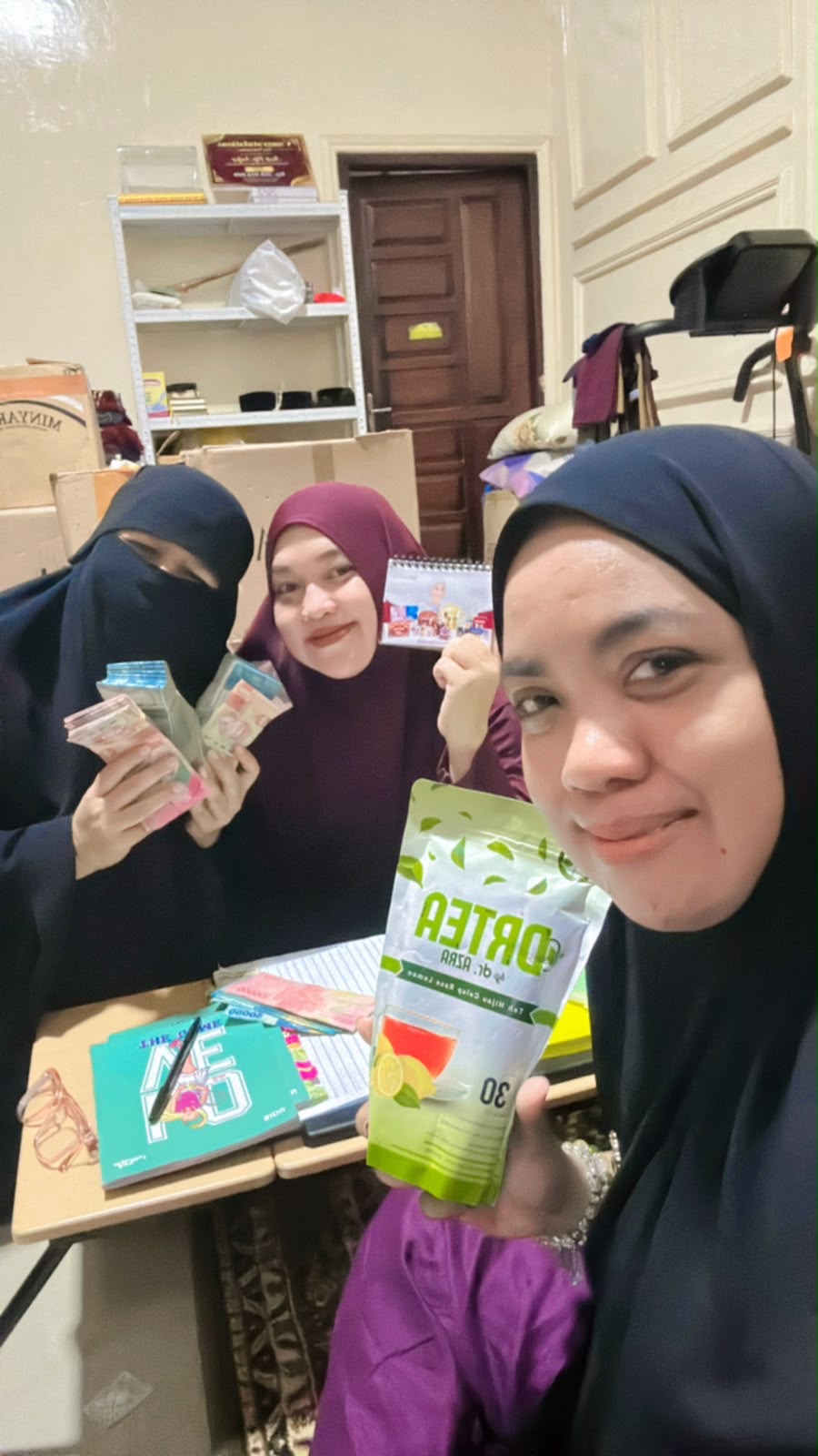 Ummu Rifana bersama tim dalam perjalanan dan pengalaman baru